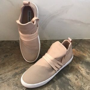 Steve Madden Sneakers